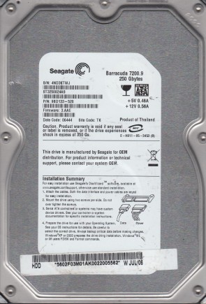 ST3250824A Seagate 250GB IDE 3.5 Inch Hard Drive